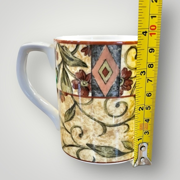 Royal Doulton Everyday Cinnabar Floral Coffee Mug Cup Fine China Set of 2 Used - Picture 3 of 12